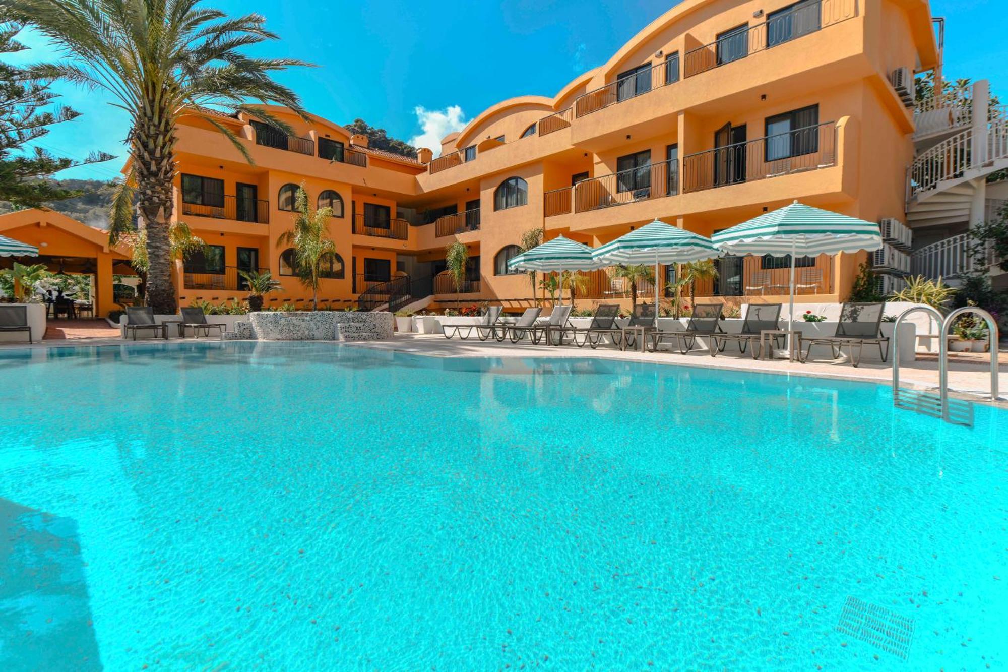 אולודניץ Unsal Hotel מראה חיצוני תמונה