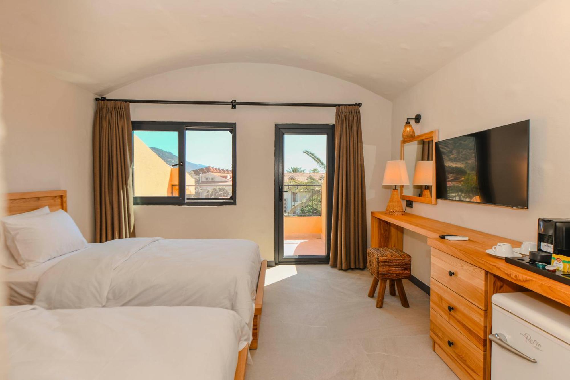 אולודניץ Unsal Hotel מראה חיצוני תמונה