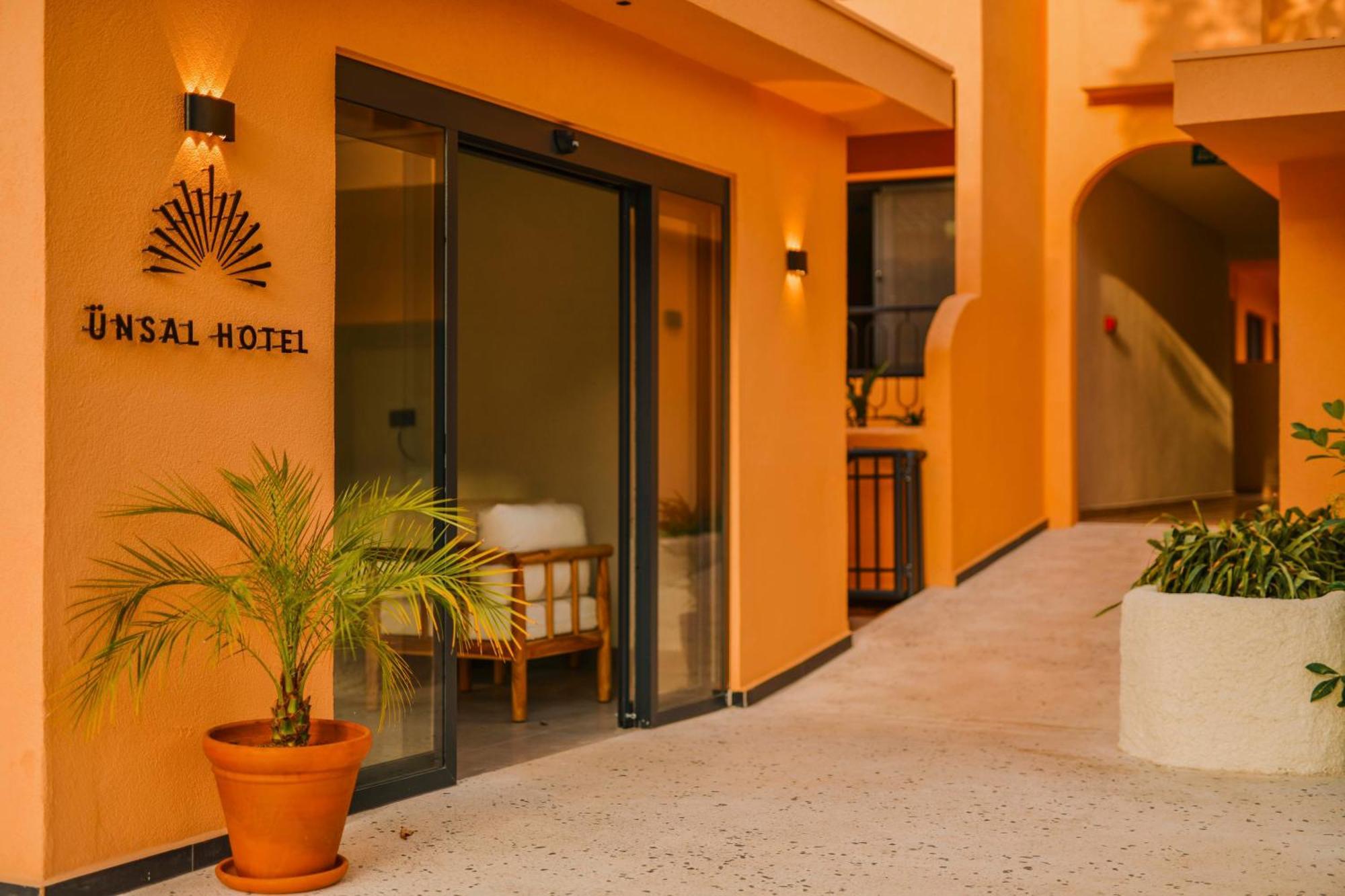 אולודניץ Unsal Hotel מראה חיצוני תמונה
