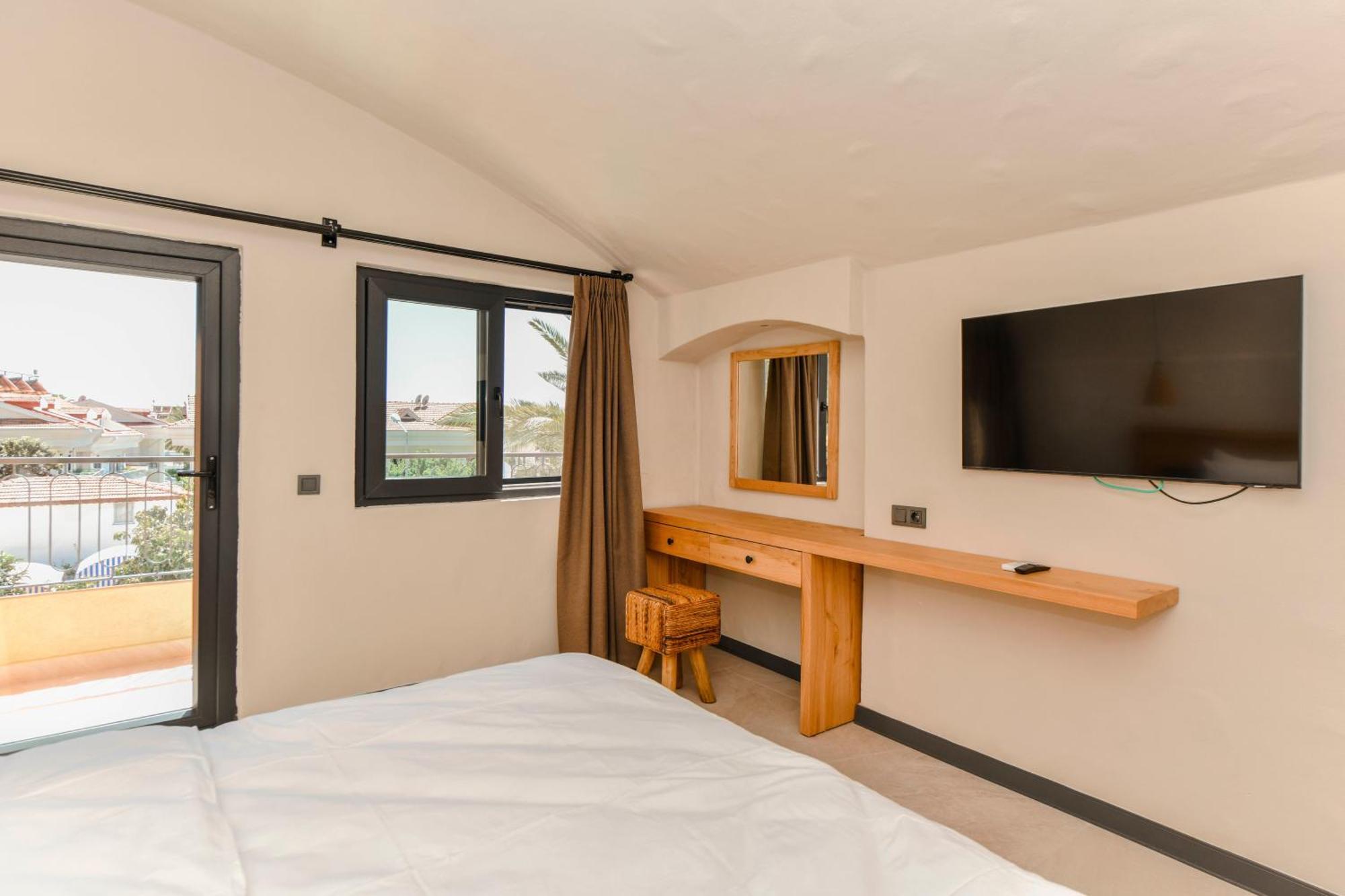אולודניץ Unsal Hotel מראה חיצוני תמונה