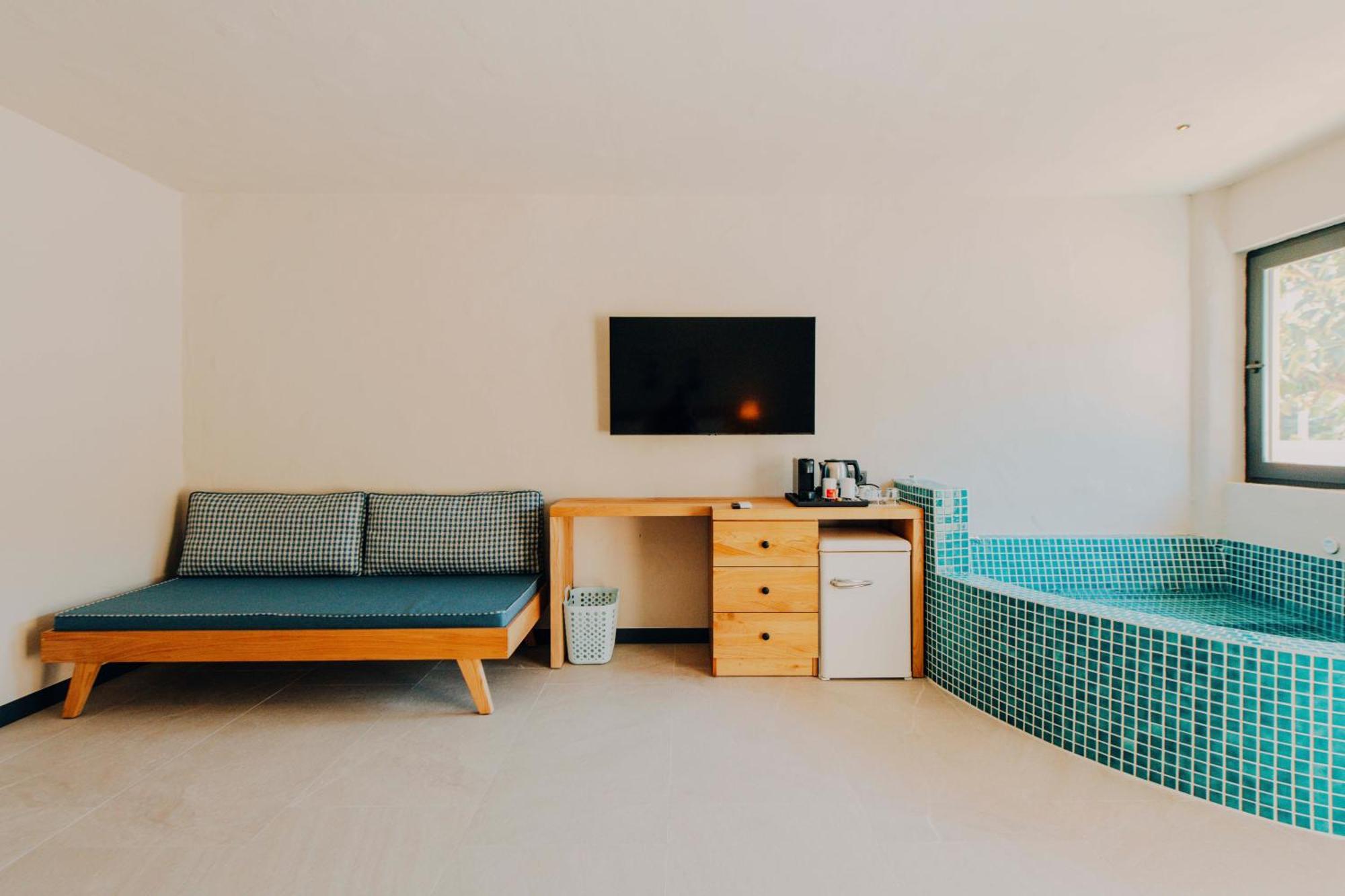 אולודניץ Unsal Hotel מראה חיצוני תמונה