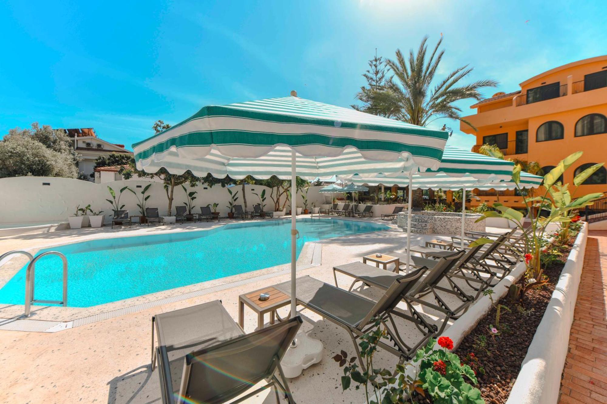 אולודניץ Unsal Hotel מראה חיצוני תמונה