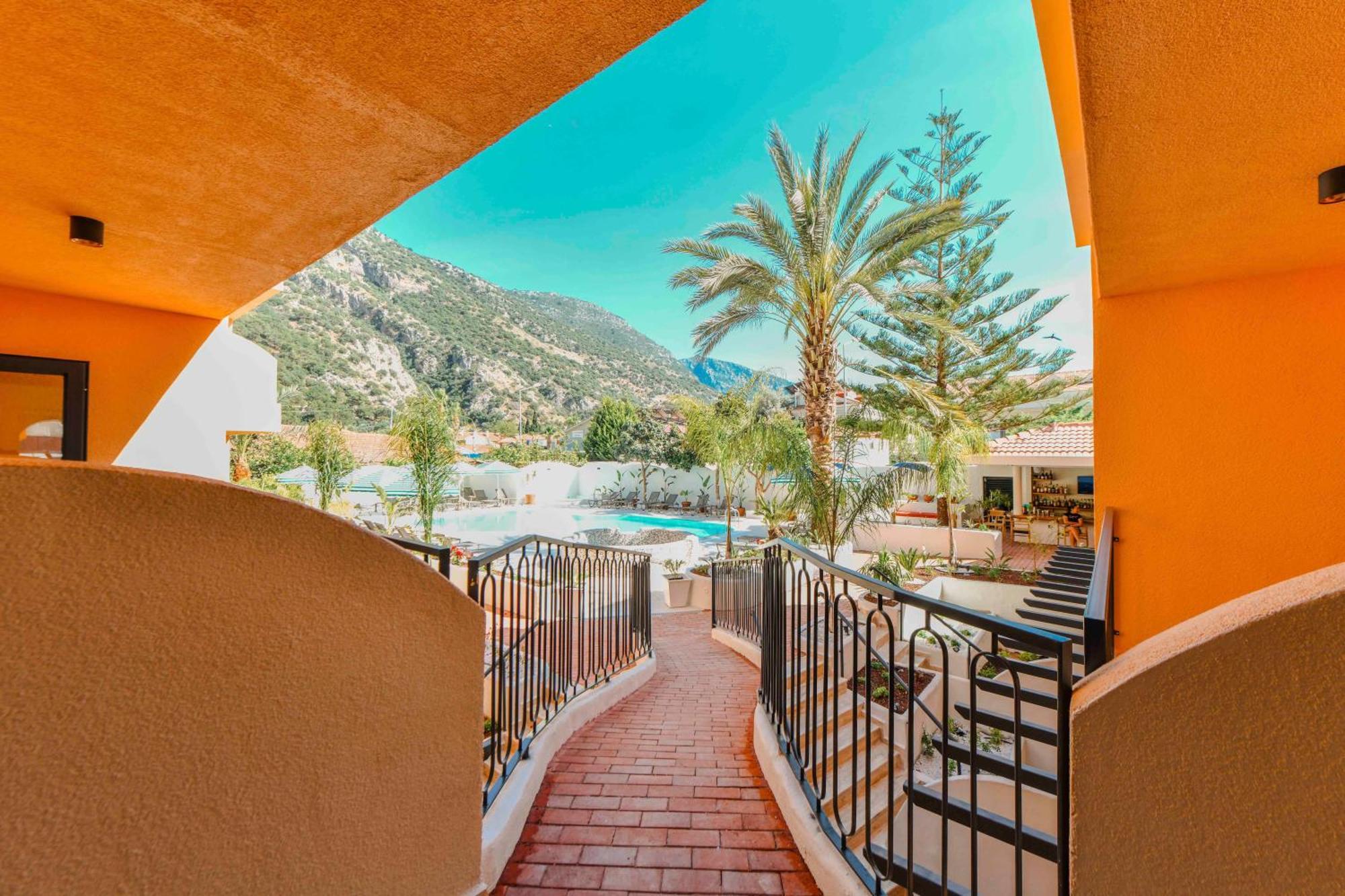 אולודניץ Unsal Hotel מראה חיצוני תמונה