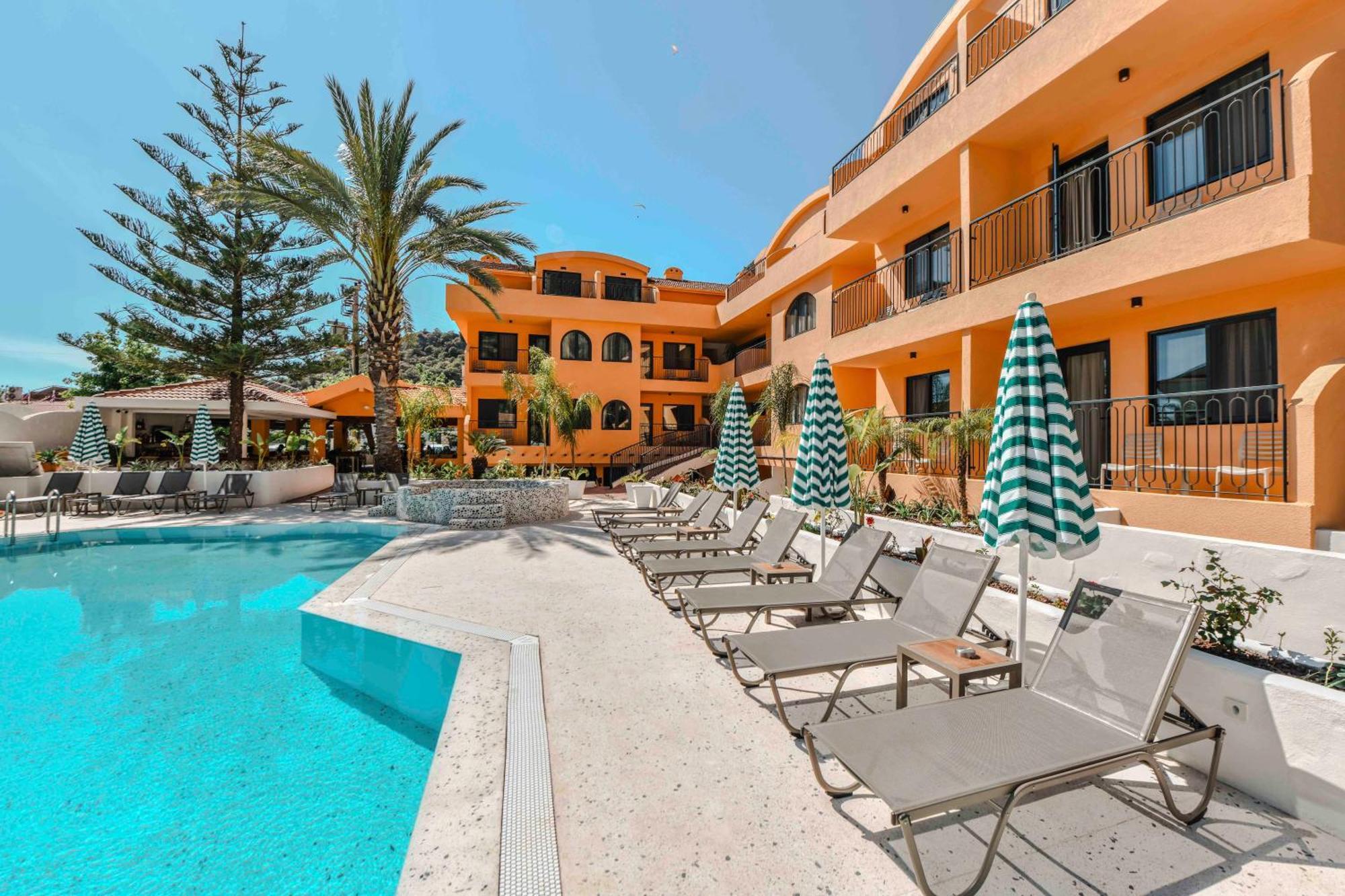 אולודניץ Unsal Hotel מראה חיצוני תמונה