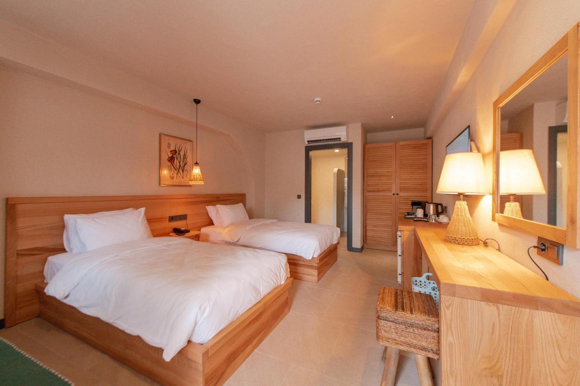 אולודניץ Unsal Hotel מראה חיצוני תמונה